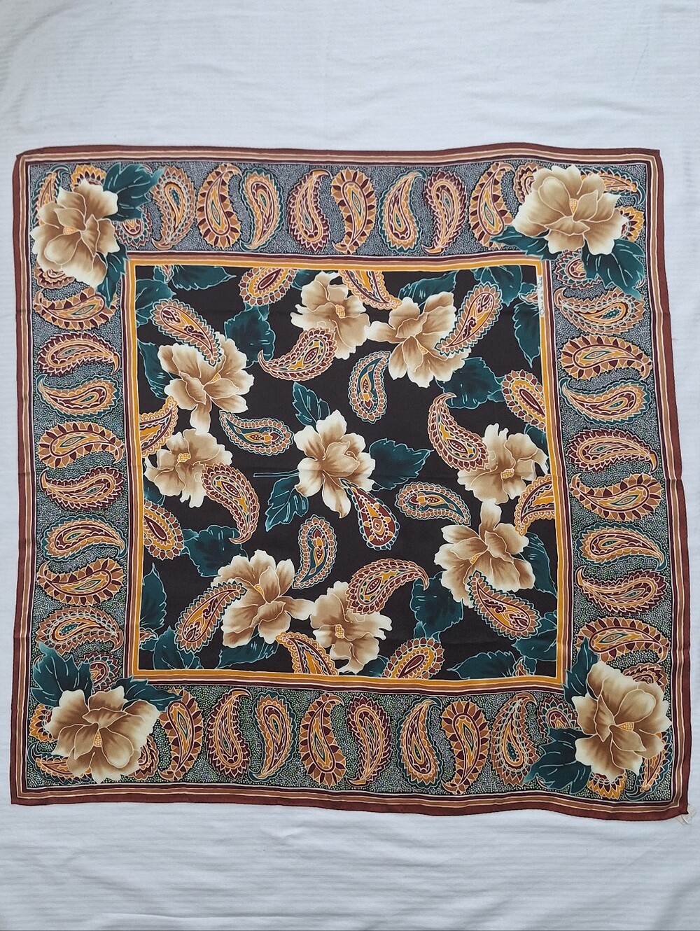 NWT Oscar de la Renta Silk Scarf with Teal, Cream and Gold Paisley Floral Print